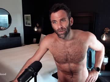 webcam man bareleeworking live cam image #6578468