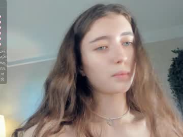 webcam girl llkadream live cam image #6898783