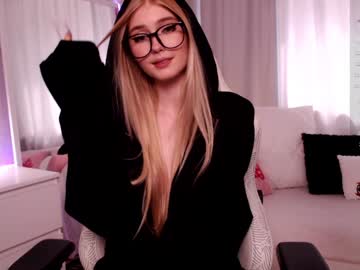 webcam girl vonnalein live cam image #9733642
