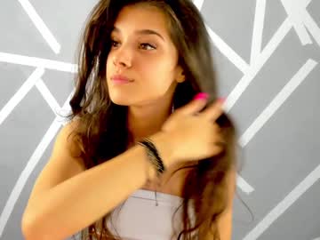 webcam girl babyaylin live cam image #10772692