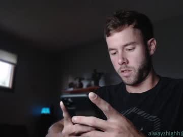 webcam man alwayzhigh live cam image #3355224