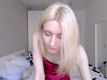 webcam girl gin_yoon live cam image #9790280