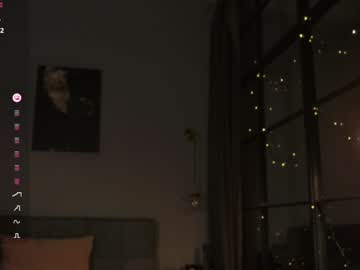 webcam girl kriss0leoo live cam image #11184157