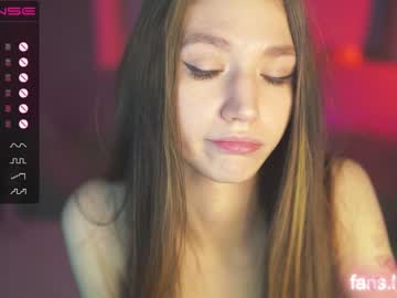 webcam girl angels_kiss live cam image #4307879