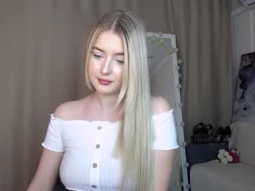 webcam girl cute18cute live cam image #2141050
