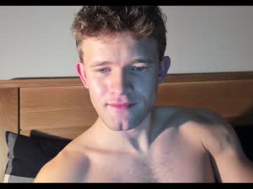 webcam man x_sandycheeks live cam image #5294905