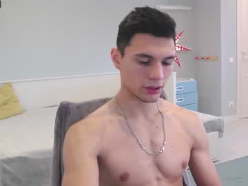 webcam man denhummer live cam image #6824717