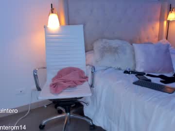 webcam girl swt_molly live cam image #7635517