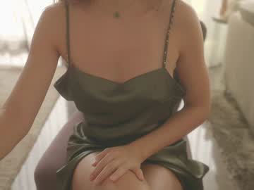 webcam girl emma_lu1 live cam image #12625141