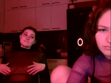webcam couple eviik live cam image #9320100
