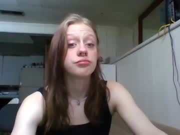 webcam girl plant_baby live cam image #5876797