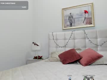 webcam girl phoebepaw live cam image #11406984