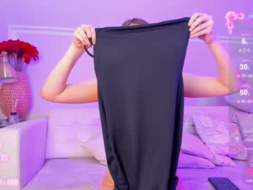 webcam girl adalyn_glow live cam image #9150984
