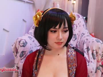 webcam girl sunny_sonnie live cam image #9775677