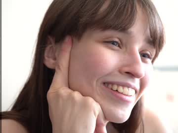 webcam girl diruriru live cam image #9213611