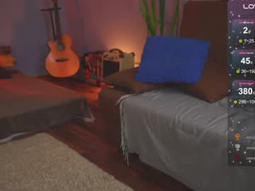 webcam couple bananya_kitty live cam image #9823089