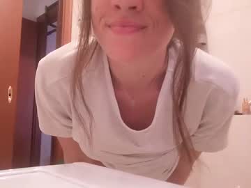 webcam girl charlotteof live cam image #6359225
