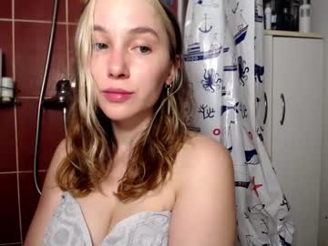 webcam couple melnextd live cam image #3134825