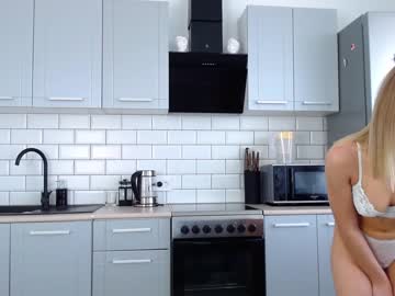 webcam girl ella__sweety live cam image #3097027