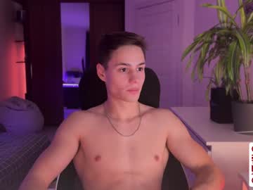 webcam man cuute_boy live cam image #11344516