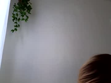 webcam girl littlegreekflower live cam image #8244122