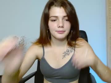 webcam girl litttle__flower live cam image #3329607