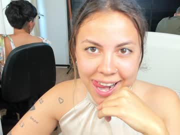 webcam girl daily_stories live cam image #5576053
