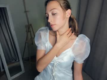 webcam girl wave_of_happy_ live cam image #7599218