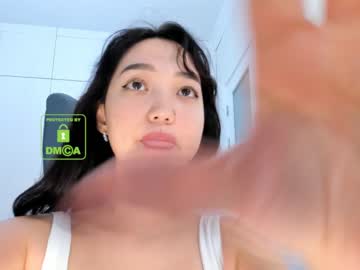 webcam girl lee_yoona live cam image #801516