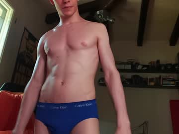 webcam man dumbnerd3 live cam image #6357802