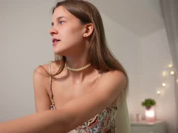 webcam girl eli_sun live cam image #8773947