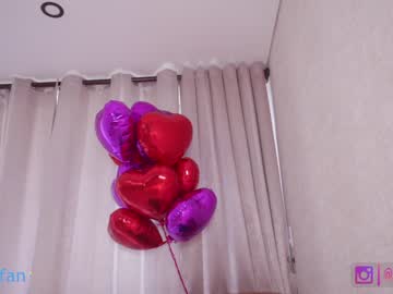 webcam girl _lasuescun live cam image #8540385
