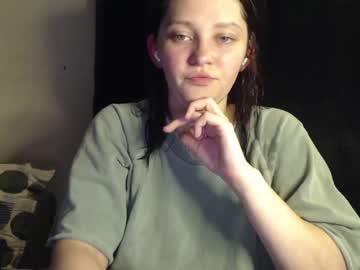 webcam girl rowanswolves live cam image #7675431