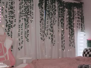 webcam girl jelli_jennifer live cam image #11594308