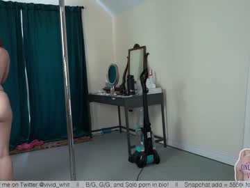 webcam girl vivid_whit live cam image #2931280