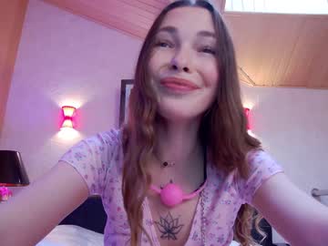 webcam girl immature_babyy live cam image #1740464