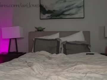 webcam couple ari_lovexo live cam image #6410350
