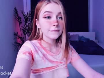webcam girl pocketrocket_ live cam image #995765