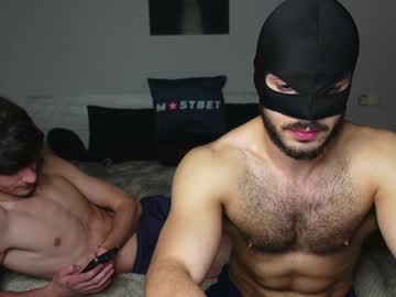webcam man oliver_baker live cam image #10939773