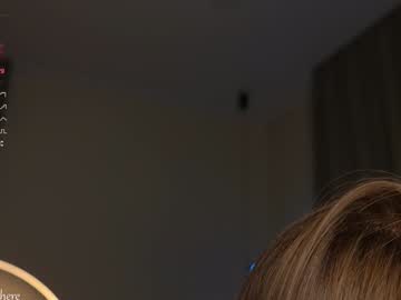 webcam girl kalisa_pearl live cam image #10458741