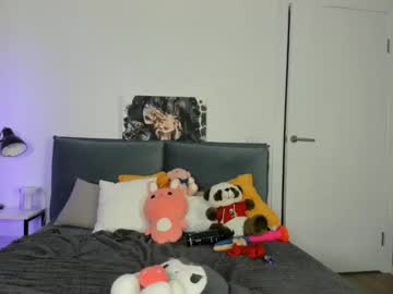 webcam girl jenie_fire live cam image #10147361