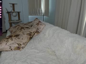 webcam girl smurf19 live cam image #4732896