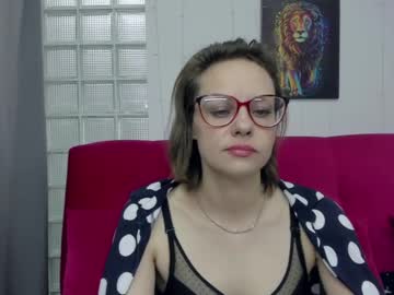 webcam girl bright_lucy live cam image #10335901