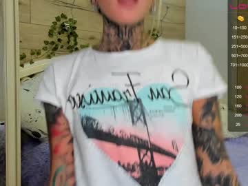 webcam girl nickyneck live cam image #1780124