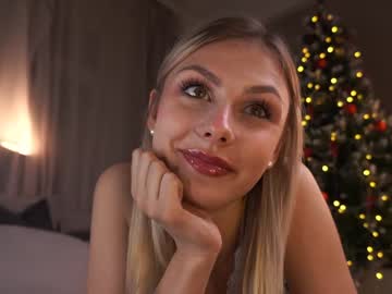 webcam girl darlinechapel live cam image #11353861