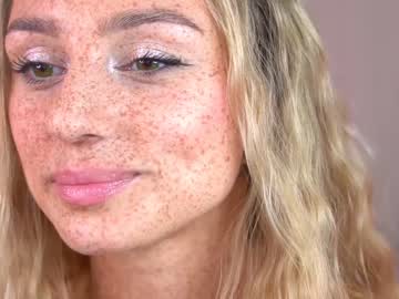webcam girl artease live cam image #8490021