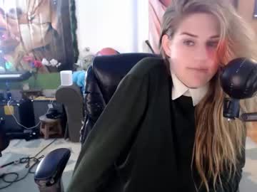 webcam tranny katiecutie_5 live cam image #7157549