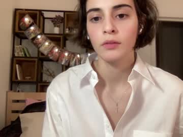 webcam girl wonderland_stia live cam image #7844098