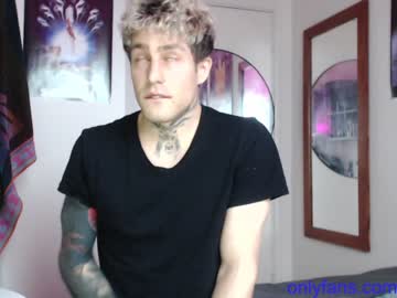 webcam man sonic12_12 live cam image #1138015