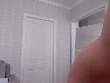 webcam girl wellicaren live cam image #12910458